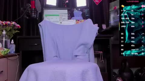 Laura online show from 06/23/26, 02:31
