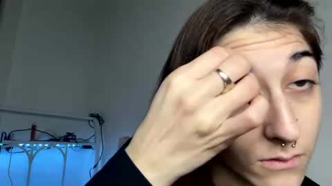 Snapshot of raiyvyn chatting on 02/06/25, 03:06 Ray Ray online show from 02/06/25, 03:06