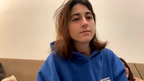 Snapshot of raiyvyn chatting on 02/18/25, 04:48 Ray Ray online show from 02/18/25, 04:48