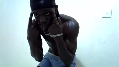 Snapshot of rakeem_1_ chatting on 02/15/25, 09:15 rakeem 1 online show from 02/15/25, 09:15