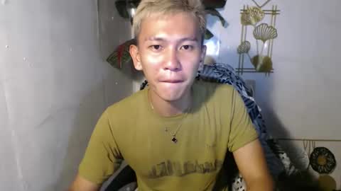 ralfhuge24 online show from 04/04/26, 09:51