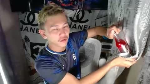 ralfhuge24 online show from 04/23/26, 12:15