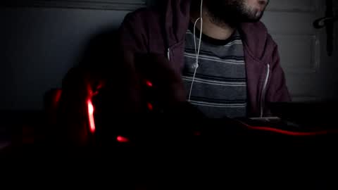 ramirolove3 online show from 12/13/25, 11:10