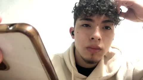 ramiroo2312 online show from 09/15/25, 08:58