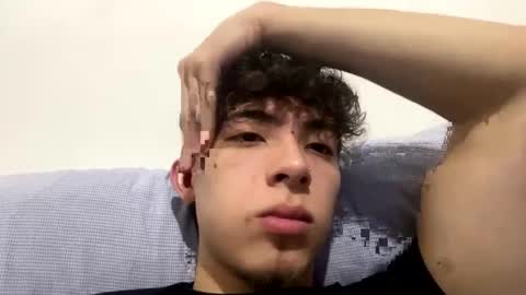 ramiroo2312 online show from 10/10/25, 09:03