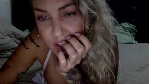 Snapshot of ramjetkel chatting on 09/13/25, 02:33 Mamakel online show from 09/13/25, 02:33