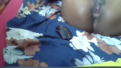 Snapshot of ramona_spears chatting on 02/25/25, 07:36 Ramona online show from 02/25/25, 07:36