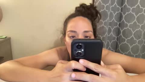 RamonaJ online show from 04/24/26, 12:57