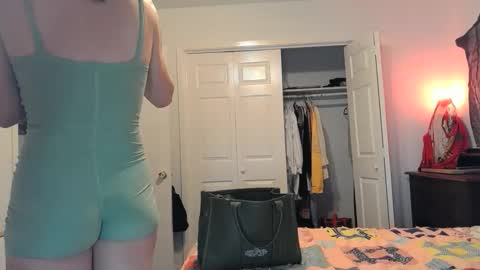 Snapshot of ramonaquinn chatting on 05/14/26, 07:37 RAMONA Q online show from 05/14/26, 07:37