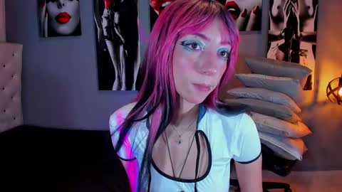 Snapshot of ramonasmith chatting on 12/28/24, 04:20 Ramona online show from 12/28/24, 04:20
