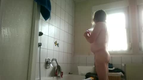 ramteichj online show from 10/22/25, 02:06