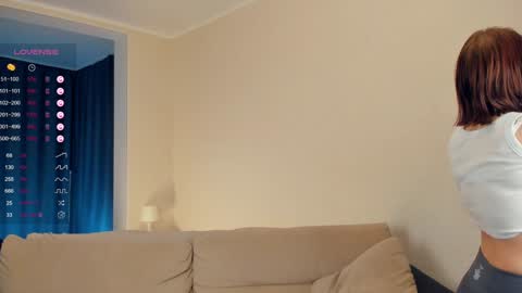 Snapshot of randichaplin chatting on 01/18/25, 10:39 Vilda online show from 01/18/25, 10:39