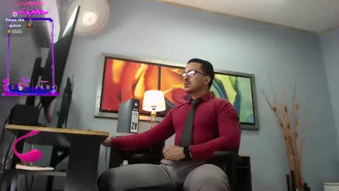Snapshot of randylukehot chatting on 06/26/26, 06:56 randylukehot online show from 06/26/26, 06:56