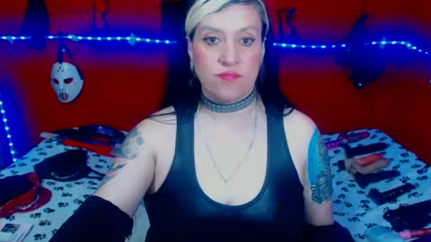 Sonia online show from 09/11/25, 01:06