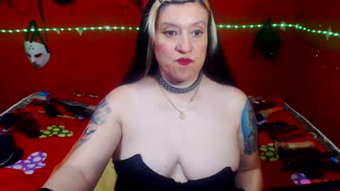 Snapshot of randymaturex01 chatting on 07/10/26, 02:27 Sonia online show from 07/10/26, 02:27