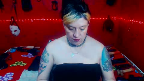 Snapshot of randymaturex01 chatting on 08/05/26, 04:26 Sonia online show from 08/05/26, 04:26