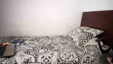 Snapshot of rangel_sex chatting on 12/11/24, 01:37 Rangel and Lola online show from 12/11/24, 01:37
