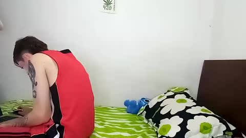 Snapshot of rangel_sex chatting on 01/07/25, 10:30 Rangel and Lola online show from 01/07/25, 10:30