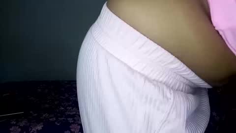 Snapshot of rangel_sex chatting on 01/22/25, 06:41 Rangel and Lola online show from 01/22/25, 06:41