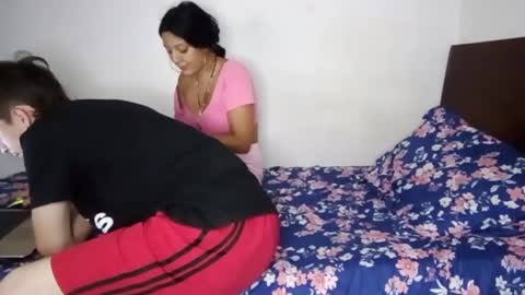 Snapshot of rangel_sex chatting on 01/25/25, 02:04 Rangel and Lola online show from 01/25/25, 02:04
