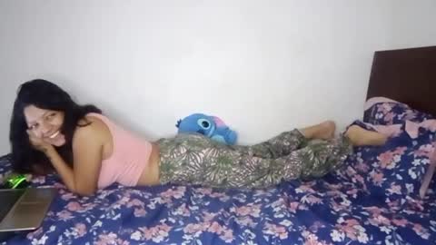 Snapshot of rangel_sex chatting on 03/05/25, 11:27 Rangel and Lola online show from 03/05/25, 11:27