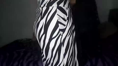 Snapshot of rangel_sex chatting on 09/13/25, 11:59 Rangel and Lola online show from 09/13/25, 11:59
