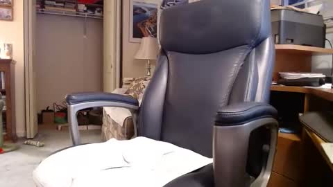 ranger1001 online show from 12/04/25, 09:12