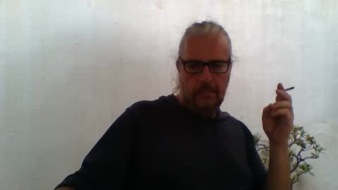 Snapshot of ranthanplan46 chatting on 11/01/25, 01:57 Ran online show from 11/01/25, 01:57