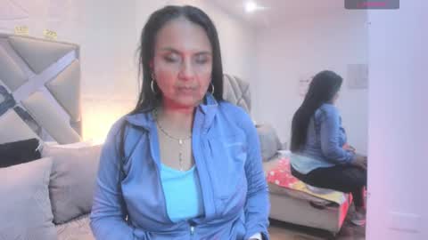 Snapshot of raquel_moore chatting on 09/30/25, 11:54 Raquel Moore online show from 09/30/25, 11:54