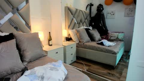 Snapshot of raquel_moore chatting on 11/03/25, 05:03 Raquel Moore online show from 11/03/25, 05:03