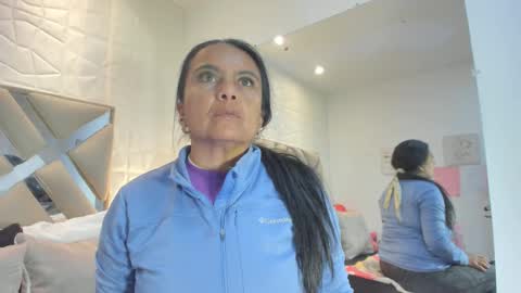 Raquel Moore  online show from 03/17/26, 12:41