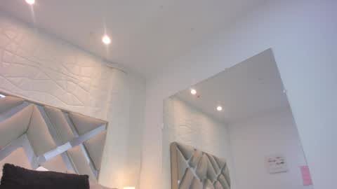 Raquel Moore  online show from 04/23/26, 12:40