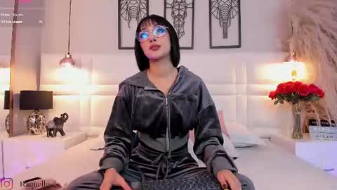 raquel Hyde online show from 06/21/26, 12:30