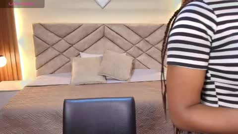 Raquel online show from 04/21/26, 12:11