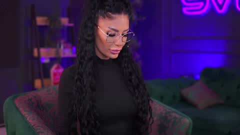 Raquelle online show from 01/03/25, 06:57