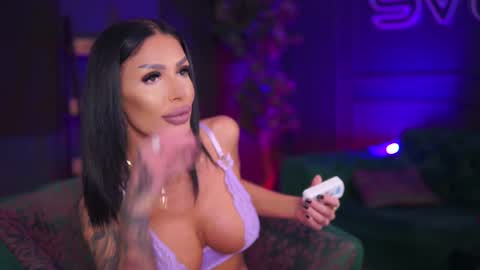 Raquelle online show from 02/01/25, 06:40