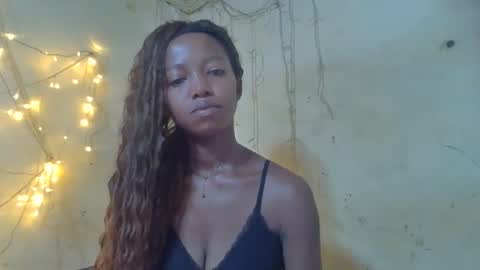 rasoanirinaa online show from 04/08/26, 10:54