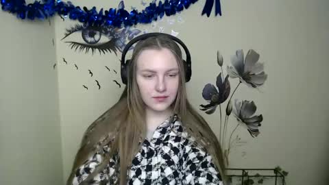 Snapshot of raspberry0101 chatting on 01/07/25, 02:08 raspberry0101 online show from 01/07/25, 02:08