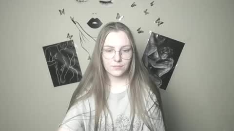 Snapshot of raspberry0101 chatting on 01/07/25, 05:31 raspberry0101 online show from 01/07/25, 05:31