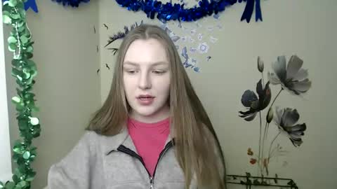 Snapshot of raspberry0101 chatting on 02/18/25, 11:00 raspberry0101 online show from 02/18/25, 11:00