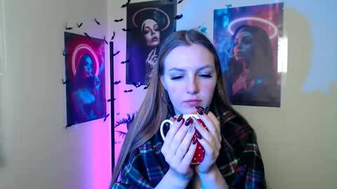 Snapshot of raspberry0101 chatting on 10/03/25, 01:08 raspberry0101 online show from 10/03/25, 01:08