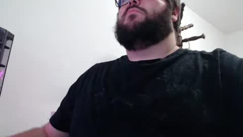 Snapshot of rastalover chatting on 01/05/25, 06:45 LoveMan online show from 01/05/25, 06:45