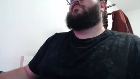 Snapshot of rastalover chatting on 03/11/25, 06:41 LoveMan online show from 03/11/25, 06:41