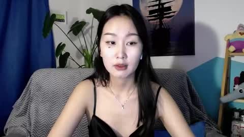 ratna_mm online show from 01/14/25, 11:42