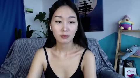 ratna_mm online show from 02/27/25, 08:39