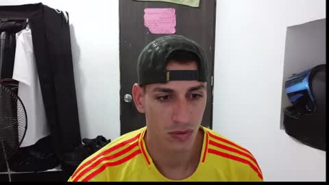 Snapshot of raul240335 chatting on 07/05/26, 02:46 Raul online show from 07/05/26, 02:46