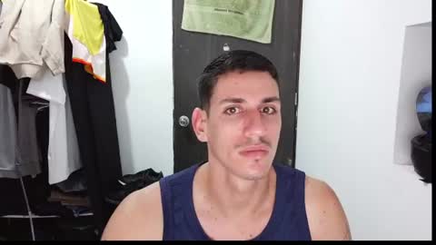 Snapshot of raul240335 chatting on 07/10/26, 02:16 Raul online show from 07/10/26, 02:16