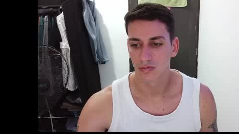 Snapshot of raul240335 chatting on 07/15/26, 10:37 Raul online show from 07/15/26, 10:37