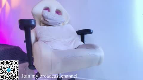 Snapshot of rave_paradise chatting on 10/16/25, 11:00   online show from 10/16/25, 11:00