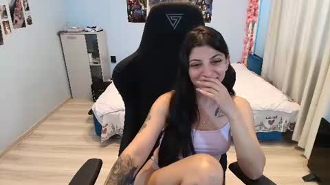 raven_haired_goddess online show from 07/24/26, 07:50